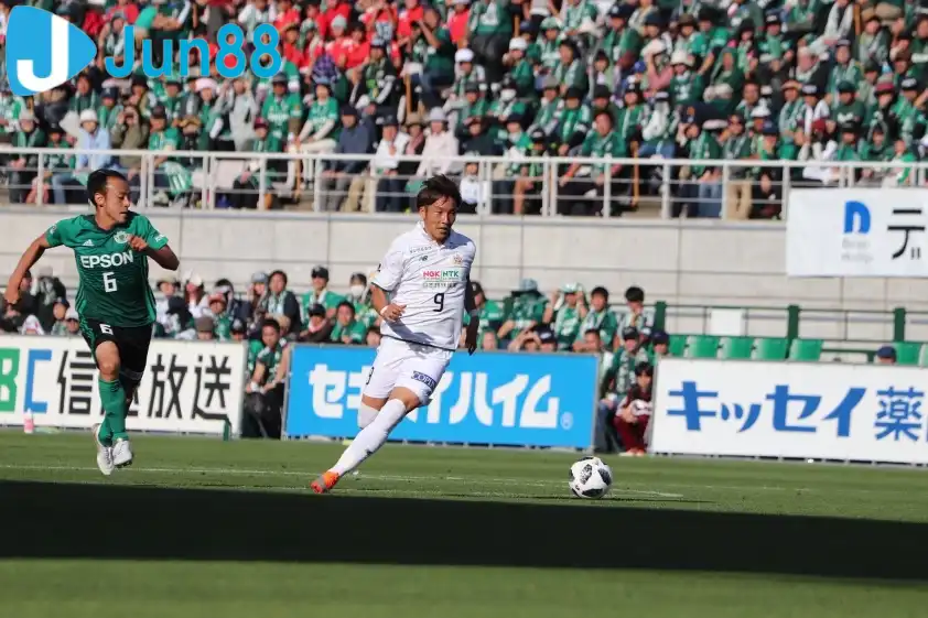 Yamaga dù có lợi thế sân nhà nhưng vẫn bị đánh giá yếu hơn ở trận đấu này. Yamaga dù có lợi thế sân nhà nhưng vẫn bị đánh giá yếu hơn ở trận đấu này.