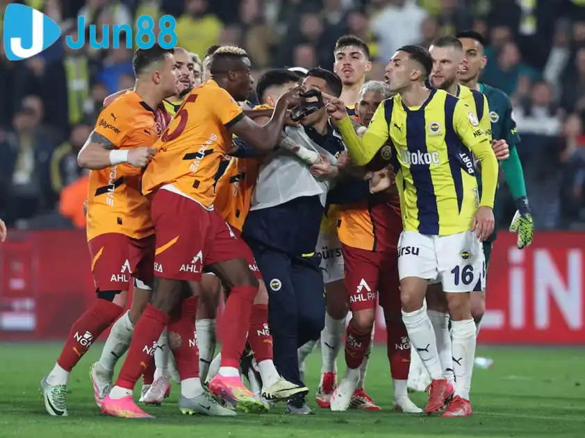 Phân tích Trận Fenerbahce Gặp Galatasaray: Cuộc Chiến Đỉnh Cao Cho Ngôi Vương, Khởi Tranh Vào Lúc 00h00 Ngày 2/12/2025 5 fe 224509