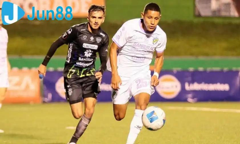 Antigua đang được đánh giá cao hơn rất nhiều ở trận đấu này. Antigua đang được đánh giá cao hơn rất nhiều ở trận đấu này.